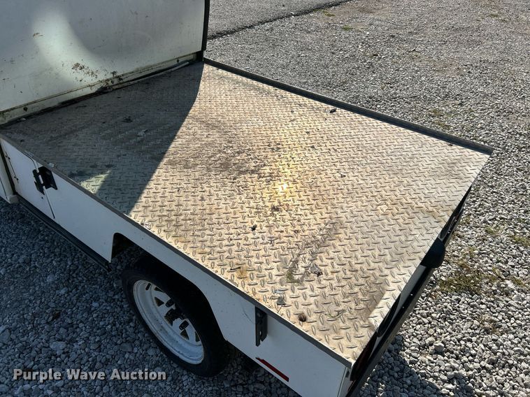 image for item NQ9885 2010 Columbia Parcar Summit  utility vehicle