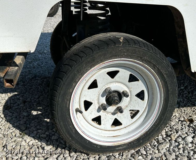 image for item NQ9885 2010 Columbia Parcar Summit  utility vehicle