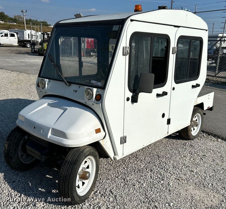 image for item NQ9886 2010 Columbia Parcar Summit  utility vehicle