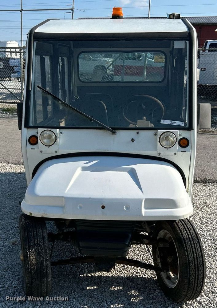 image for item NQ9886 2010 Columbia Parcar Summit  utility vehicle