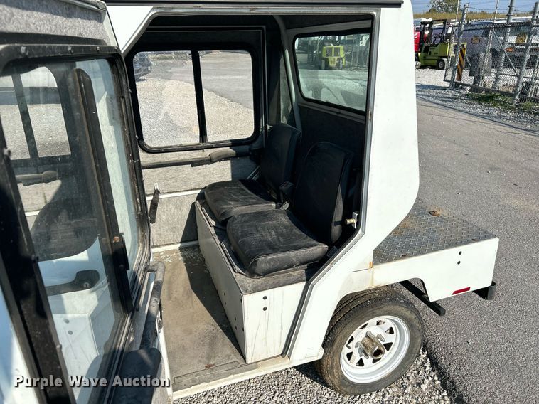 image for item NQ9886 2010 Columbia Parcar Summit  utility vehicle