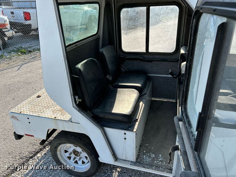 image for item NQ9886 2010 Columbia Parcar Summit  utility vehicle