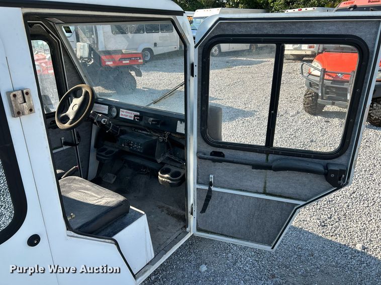 image for item NQ9886 2010 Columbia Parcar Summit  utility vehicle