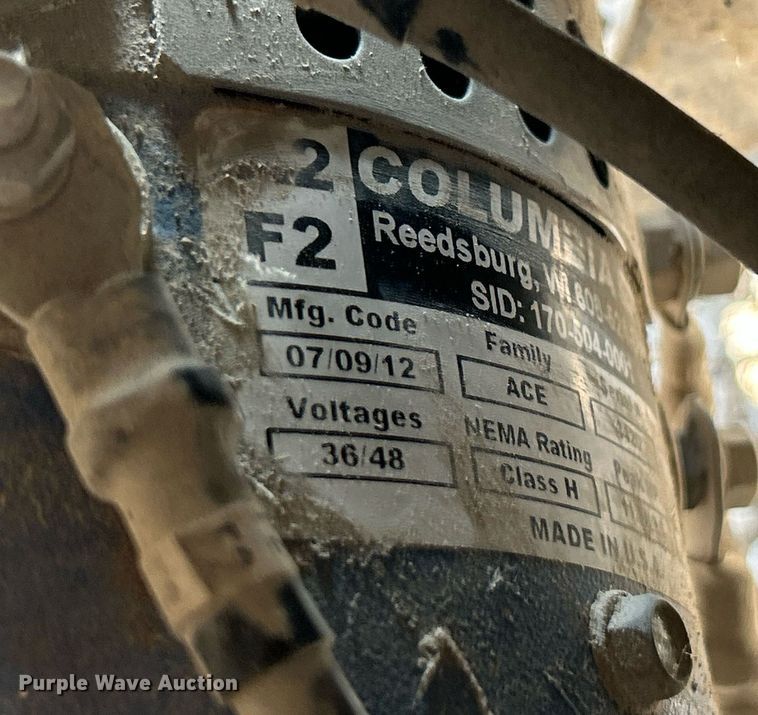 image for item NQ9886 2010 Columbia Parcar Summit  utility vehicle