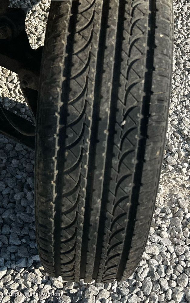 image for item NQ9886 2010 Columbia Parcar Summit  utility vehicle