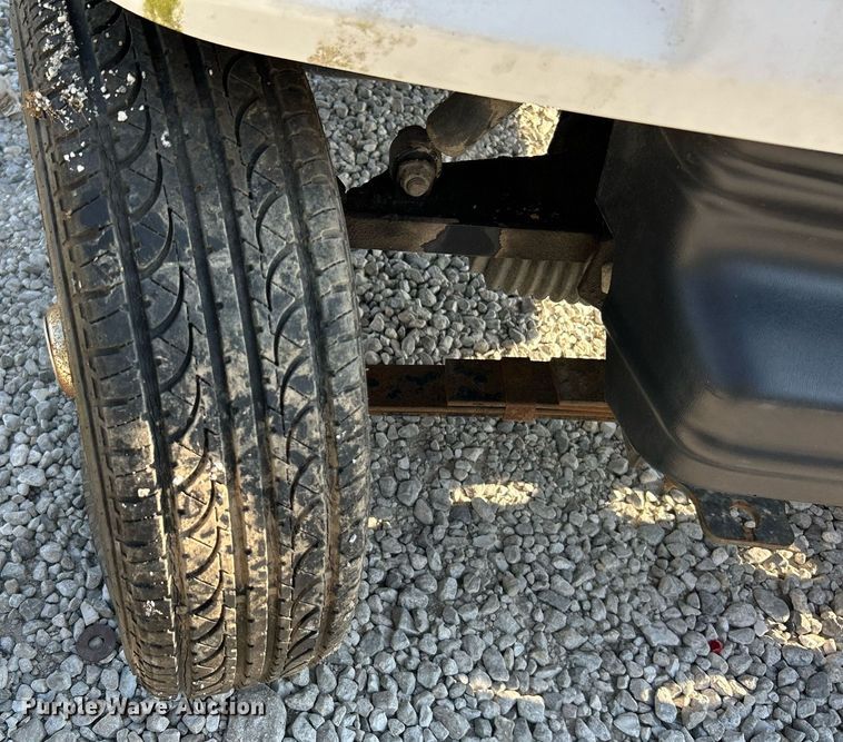 image for item NQ9886 2010 Columbia Parcar Summit  utility vehicle