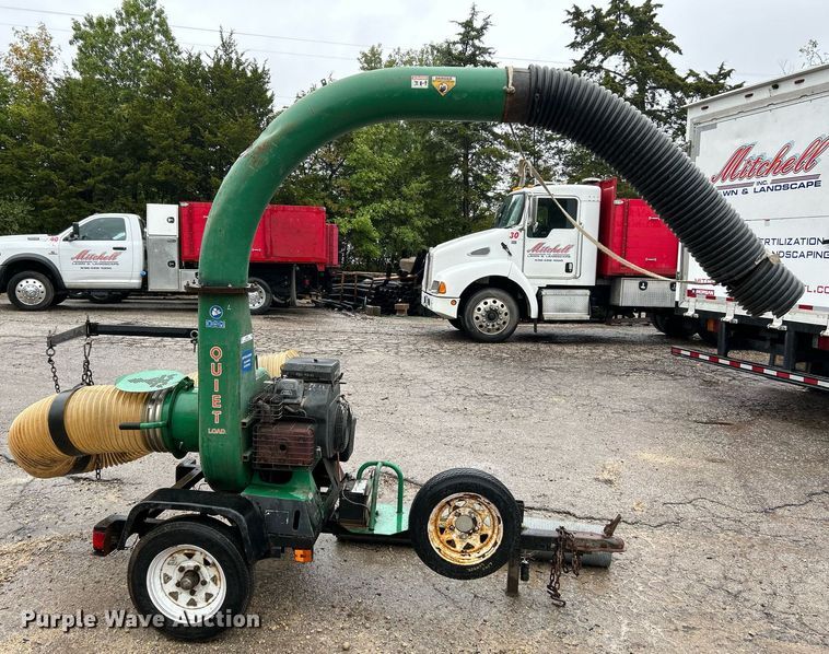 image for item NQ9905 Billy Goat QL2300KO  debris loader