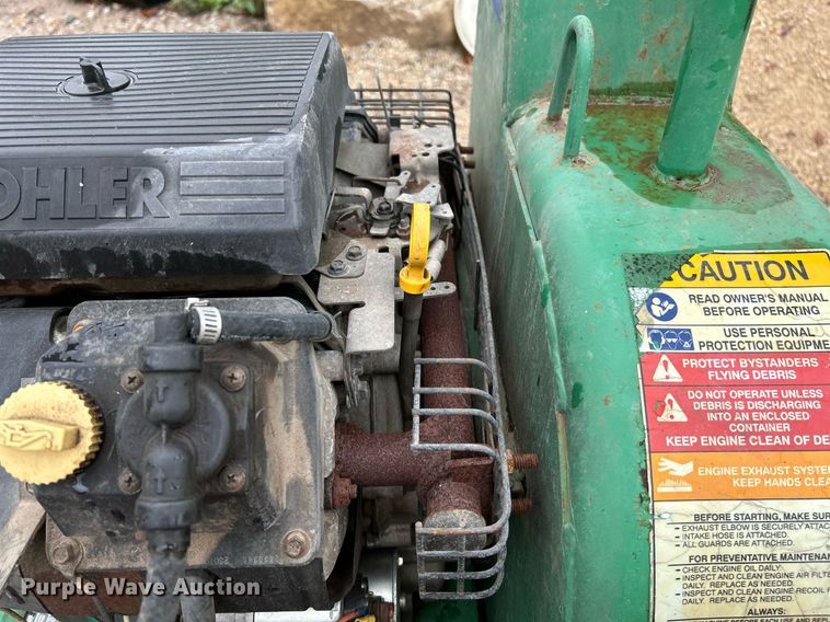 image for item NQ9905 Billy Goat QL2300KO  debris loader