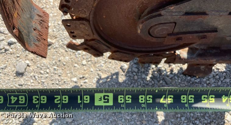 image for item NT9549 Kubota B5550  trencher