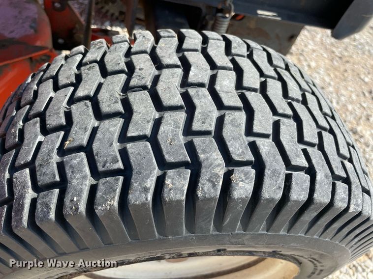 image for item NT9551 Kubota G1800  lawn mower