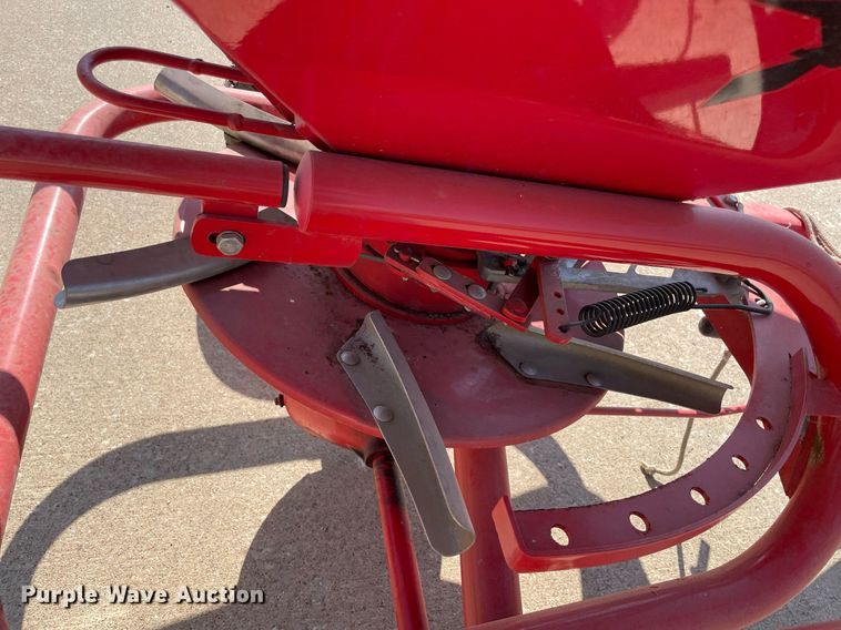 image for item NT9554 Lely W  spreader