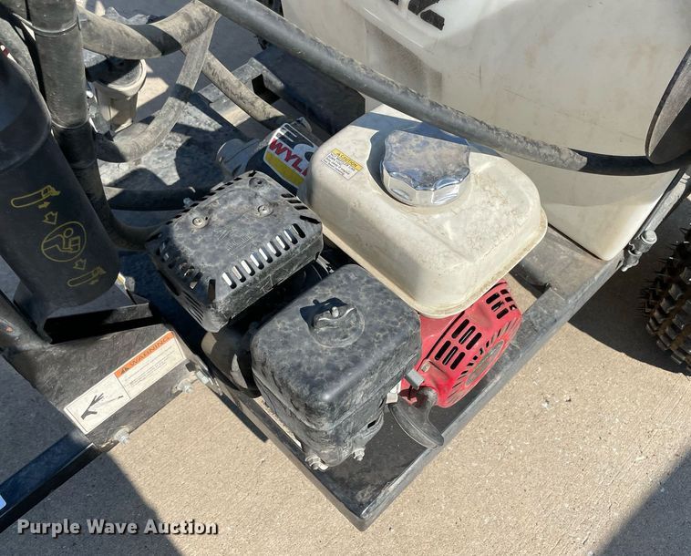 image for item NT9556 Wylie  turf sprayer