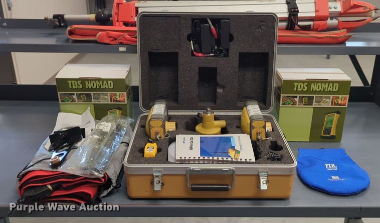 image for item NT9560 Topcon HiPer GA  GPS