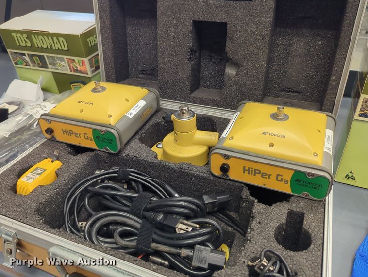 image for item NT9560 Topcon HiPer GA  GPS