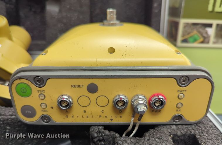 image for item NT9560 Topcon HiPer GA  GPS