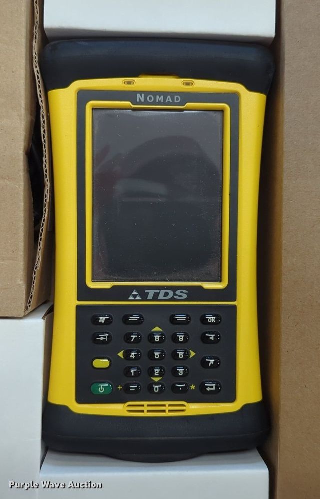 image for item NT9560 Topcon HiPer GA  GPS
