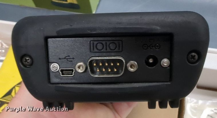 image for item NT9560 Topcon HiPer GA  GPS