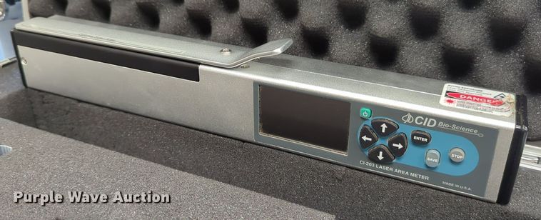 image for item NT9567 CID Bio-Science CI-203  laser leaf area meter