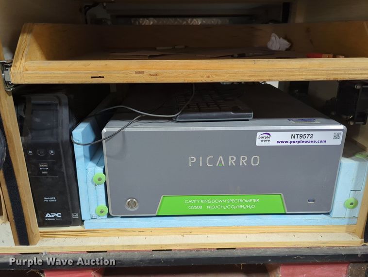 image for item NT9572 Picarro  gas concentration analyzer