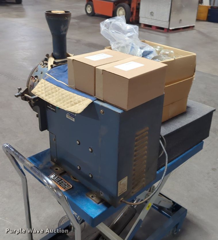 image for item NT9573 Thomas Wiley 4  mill