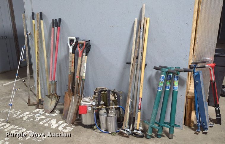 image for item NT9579 Lawn tools