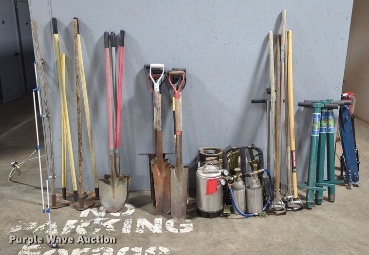 image for item NT9579 Lawn tools