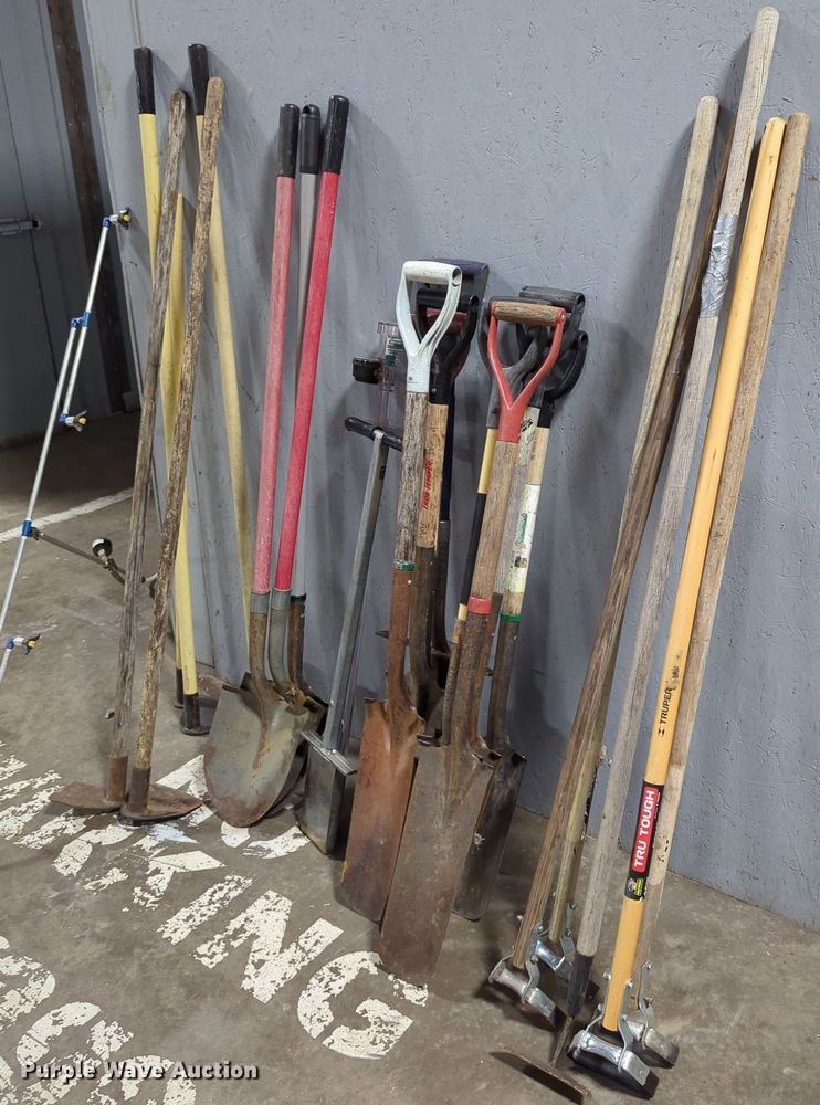 image for item NT9579 Lawn tools