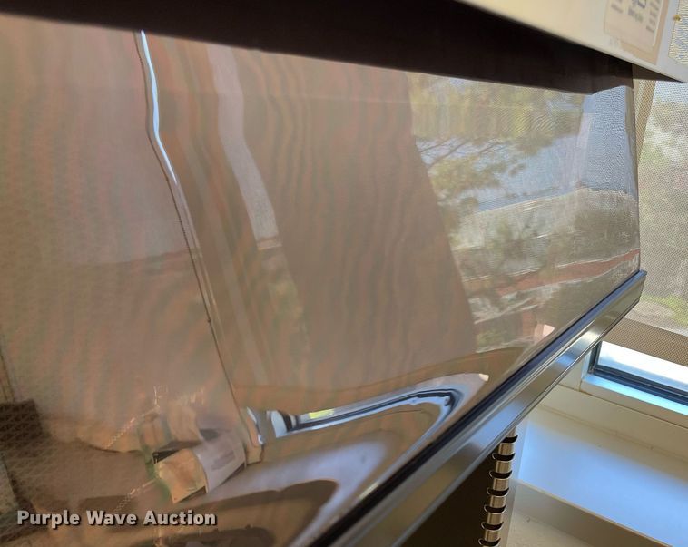 image for item NT9585 The Baker Company EdgeGard 4252  laminaflow hood