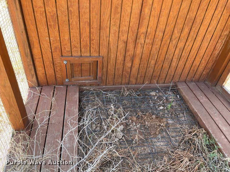 image for item NT9601 Chicken coop