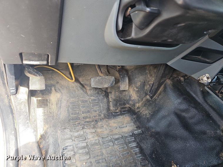 image for item NT9873 2012 Ford F250 Super Duty  Crew Cab pickup truck