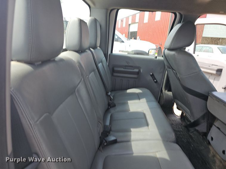 image for item NT9873 2012 Ford F250 Super Duty  Crew Cab pickup truck