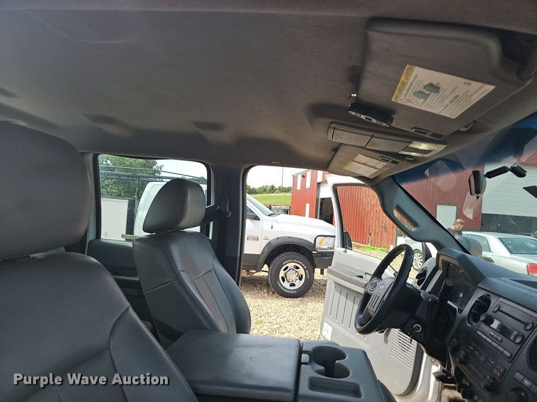 image for item NT9873 2012 Ford F250 Super Duty  Crew Cab pickup truck