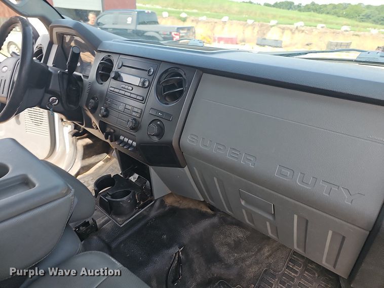 image for item NT9873 2012 Ford F250 Super Duty  Crew Cab pickup truck