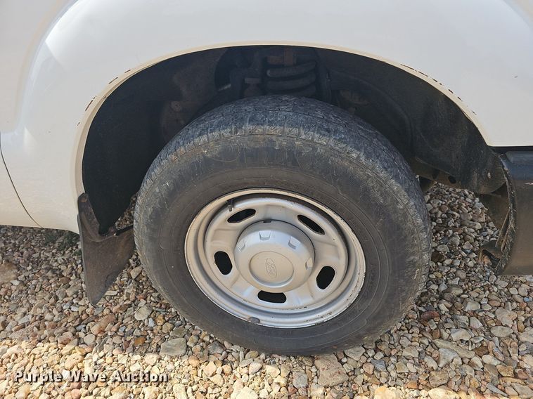 image for item NT9873 2012 Ford F250 Super Duty  Crew Cab pickup truck