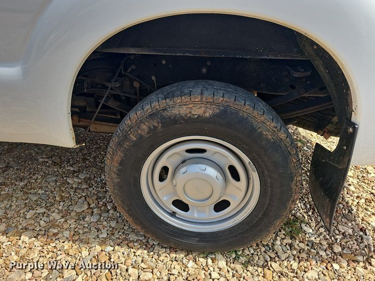 image for item NT9873 2012 Ford F250 Super Duty  Crew Cab pickup truck