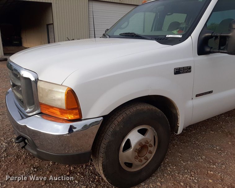 image for item NV9312 2000 Ford F350 Super Duty  Crew Cab pickup truck