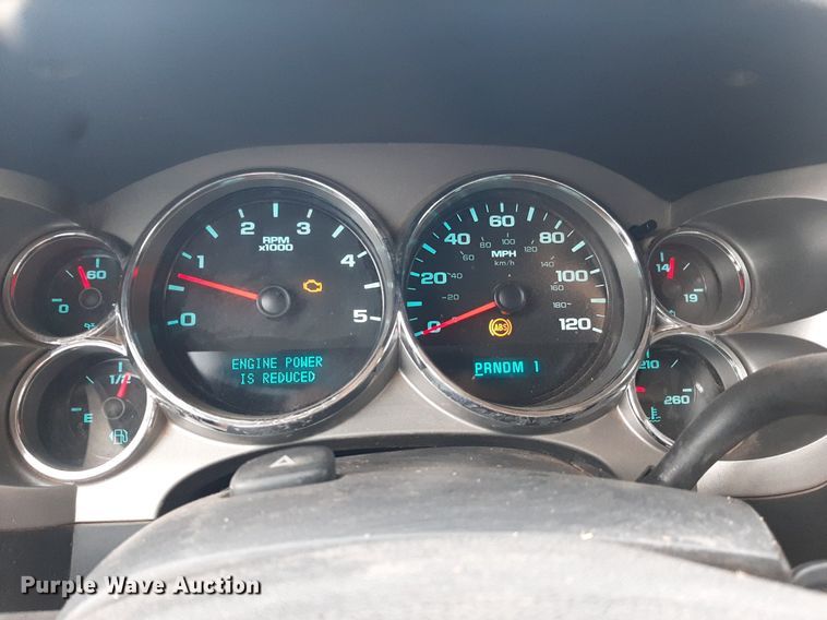 image for item NV9313 2009 Chevrolet Silverado 3500HD  Ext. Cab bale bed pickup truck