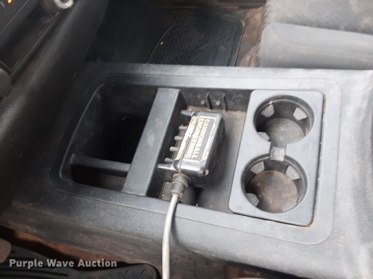 image for item NV9313 2009 Chevrolet Silverado 3500HD  Ext. Cab bale bed pickup truck