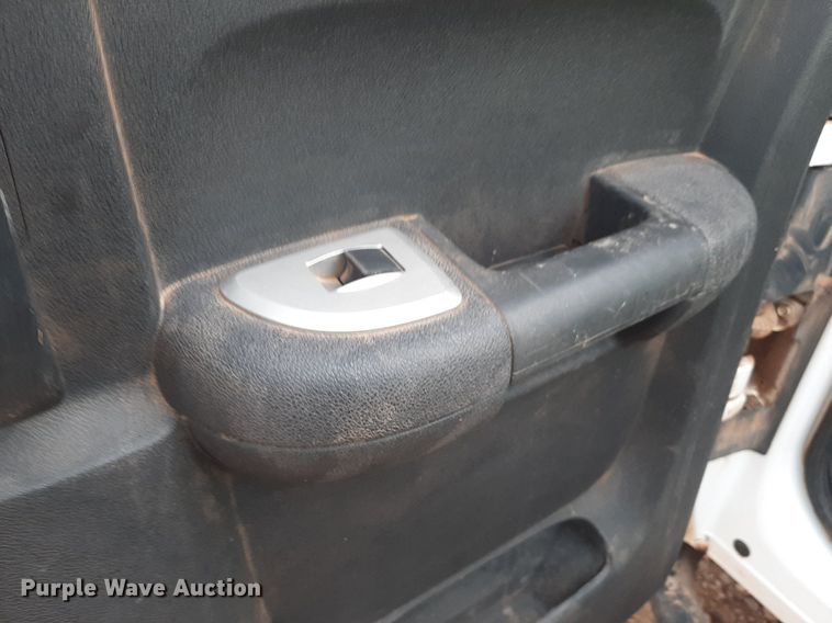 image for item NV9313 2009 Chevrolet Silverado 3500HD  Ext. Cab bale bed pickup truck