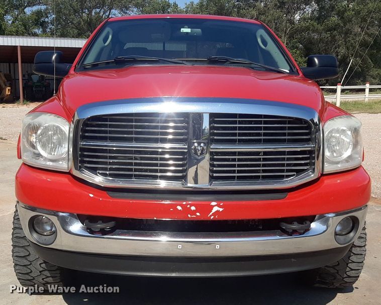 image for item NV9318 2007 Dodge Ram 2500HD  Quad Cab pickup truck