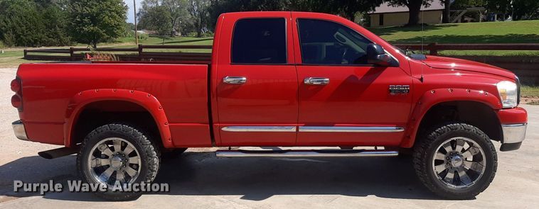 image for item NV9318 2007 Dodge Ram 2500HD  Quad Cab pickup truck