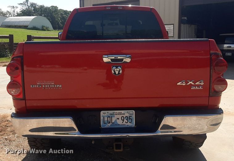 image for item NV9318 2007 Dodge Ram 2500HD  Quad Cab pickup truck