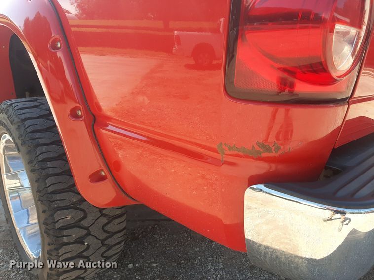 image for item NV9318 2007 Dodge Ram 2500HD  Quad Cab pickup truck