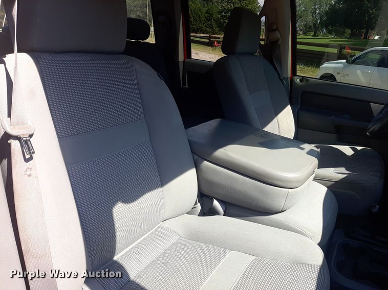 image for item NV9318 2007 Dodge Ram 2500HD  Quad Cab pickup truck