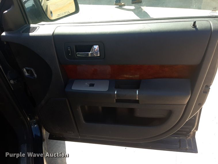 image for item NV9319 2009 Ford Flex  SUV