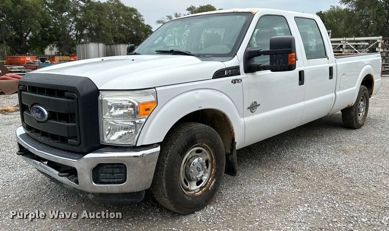 image for item NX9736 2016 Ford F350 Super Duty  Crew Cab pickup truck