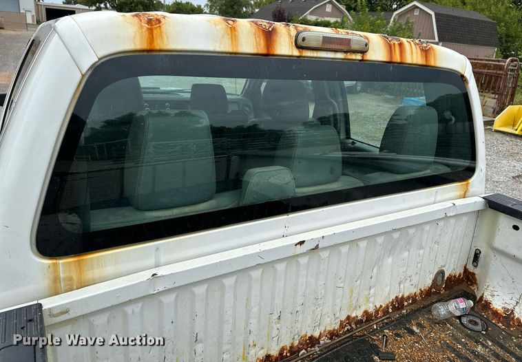 image for item NX9736 2016 Ford F350 Super Duty  Crew Cab pickup truck