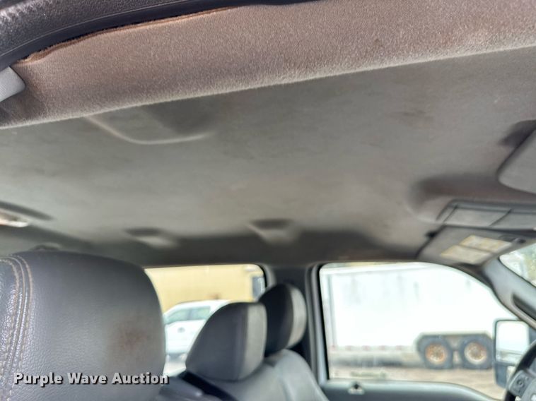 image for item NX9736 2016 Ford F350 Super Duty  Crew Cab pickup truck