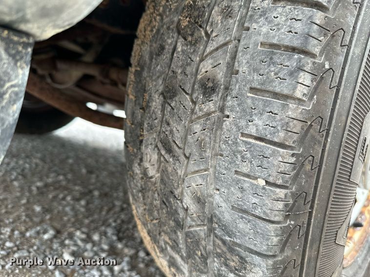 image for item NX9736 2016 Ford F350 Super Duty  Crew Cab pickup truck