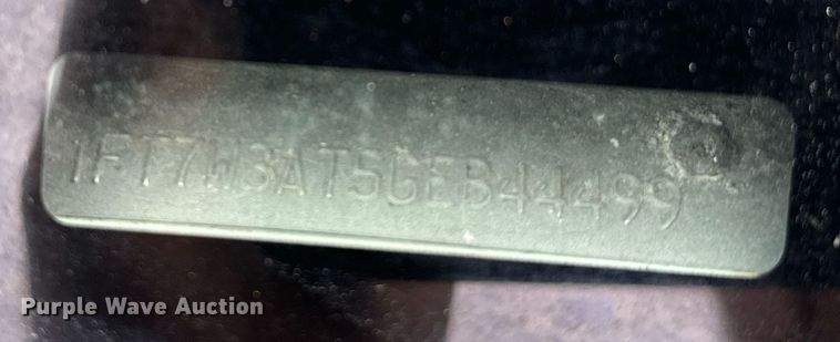 image for item NX9736 2016 Ford F350 Super Duty  Crew Cab pickup truck